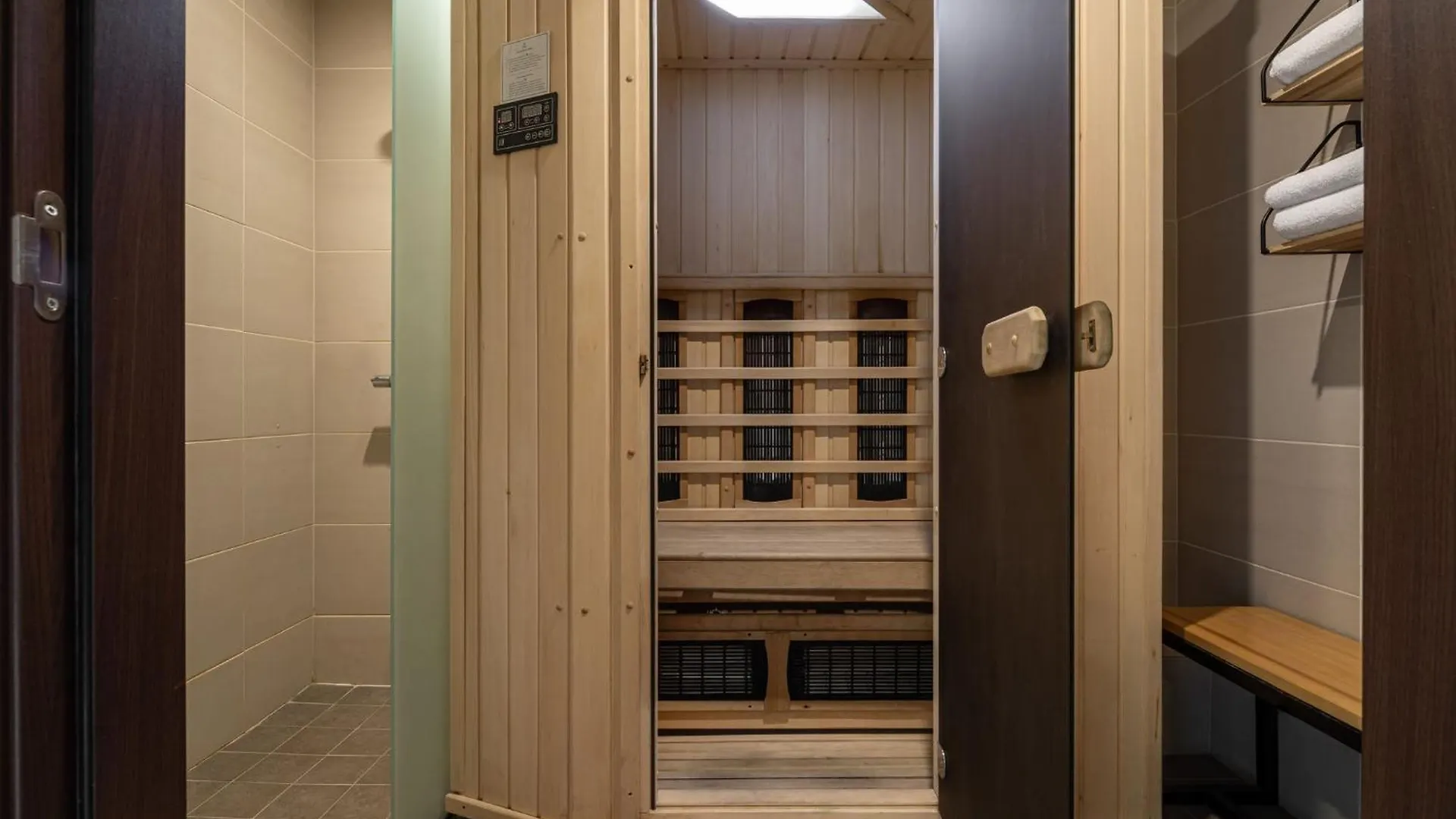 Holiday Inn - Kyiv, An Ihg Hotel 4*, Kiev